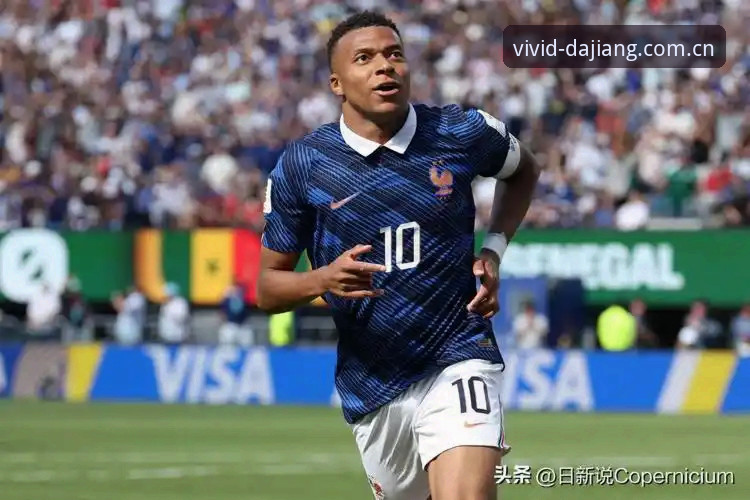 法国1-0伊拉克半场战报：姆巴佩世界波破门，大江体育赛场数据解读最新动态